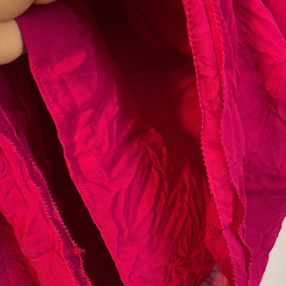 Diane Von Furstenberg Silk Fuscia Lace Up Front Cap Sleeve Blouse size 6 - Picture 6 of 15